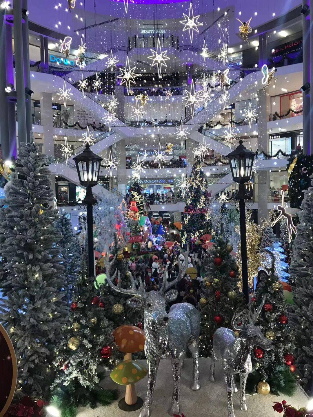 伯明翰城客场告捷，保级希望重燃