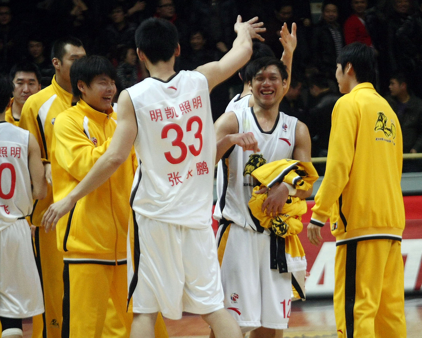 浙江广厦队勇夺胜利，豪取赛季领先