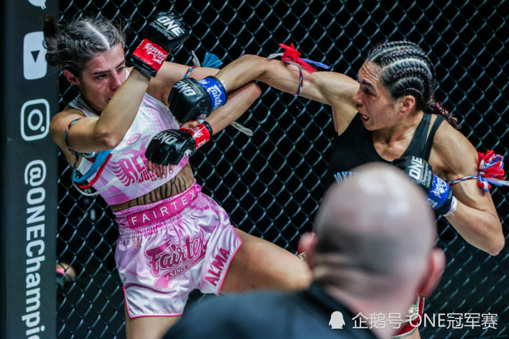 喜获双冠，香港勇士展示实力