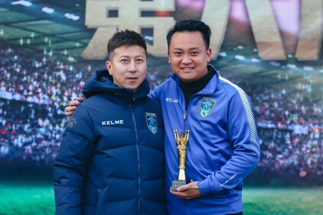 关于欧洲联赛冠军誓要卫冕，球迷热情不减的信息