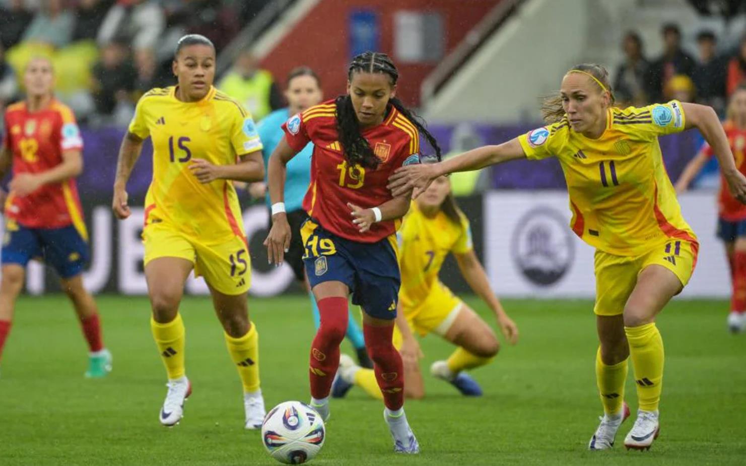 比利时女足狂揽冠军荣誉