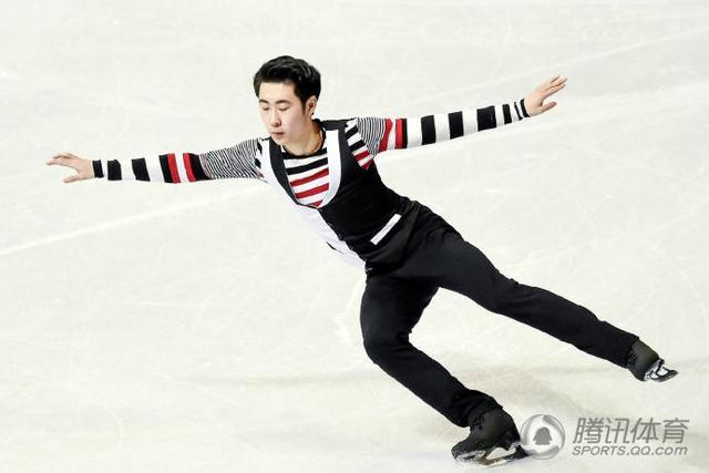 芬兰运动员刷新个人最佳纪录，获得金牌