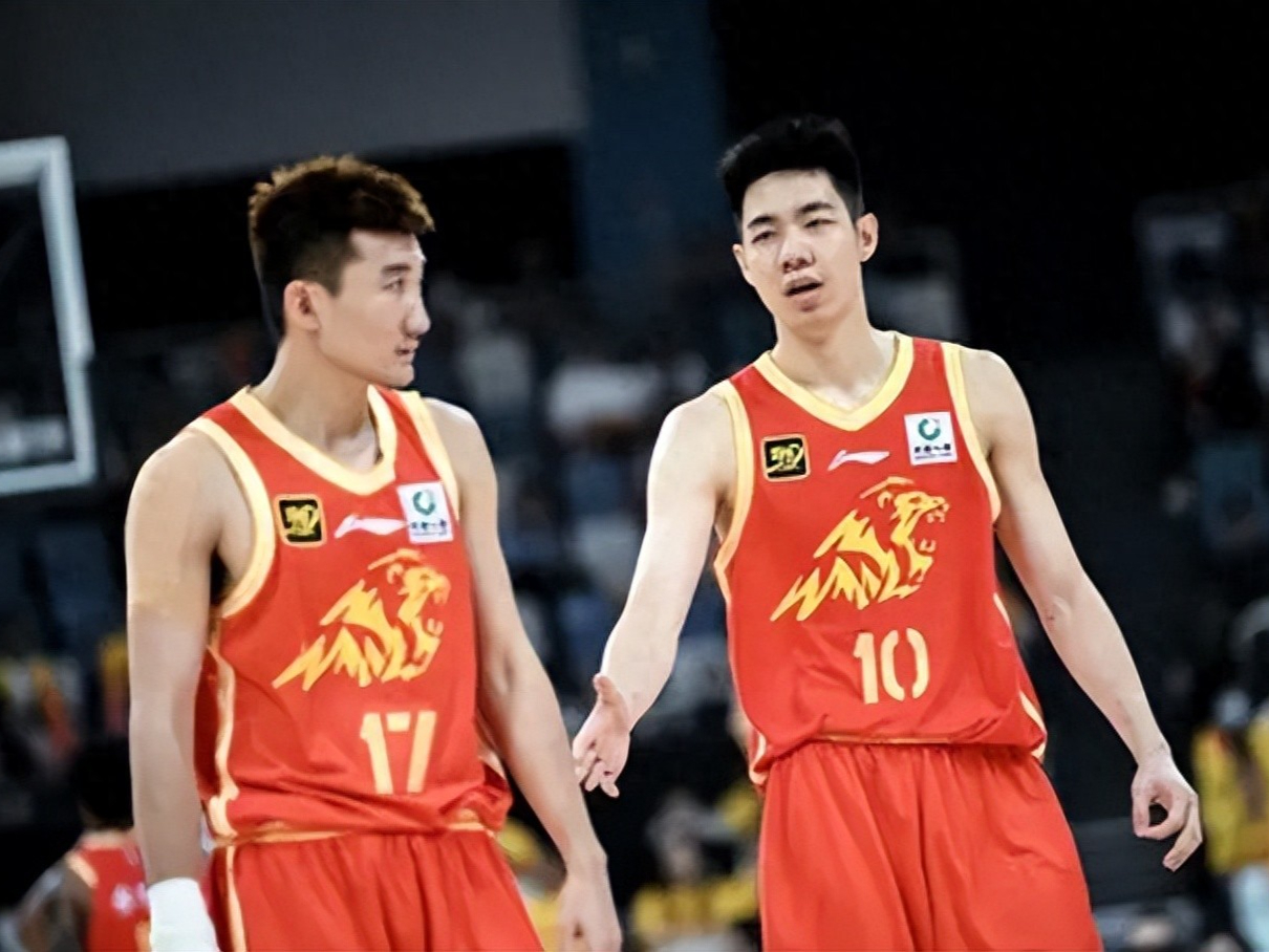福建男篮对抗湖北队，双方实力均衡对决搏杀惊心的简单介绍
