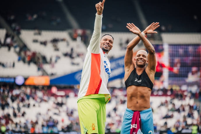 西汉姆联客场逼平对手，保持不败战绩的简单介绍