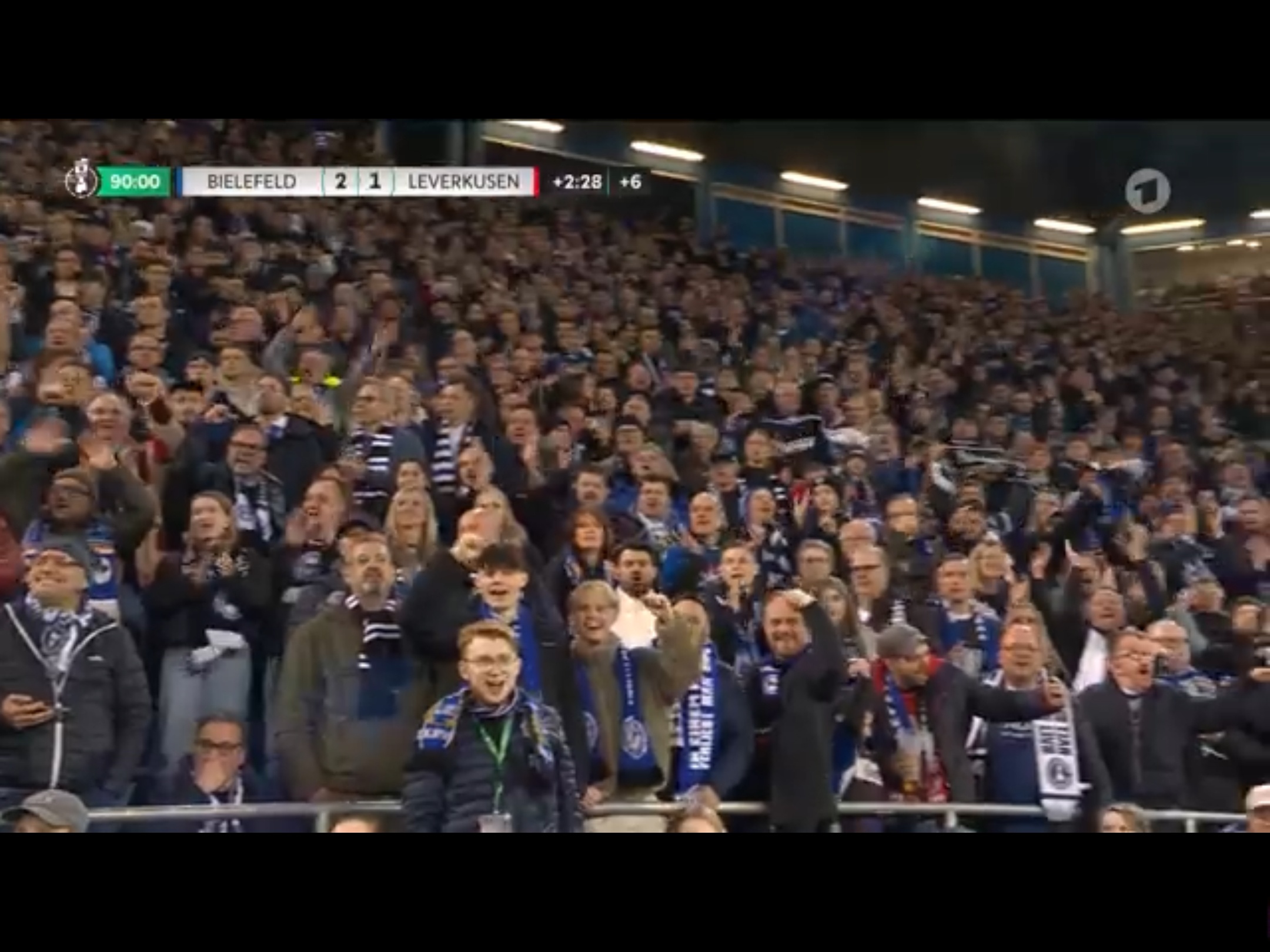 勒沃库森客场不敌强敌，遭遇两连败