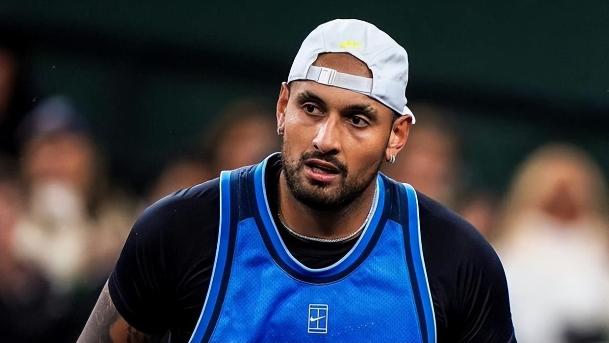 法国网球队绝地反击世界网球队，克耶高斯打破历史纪录