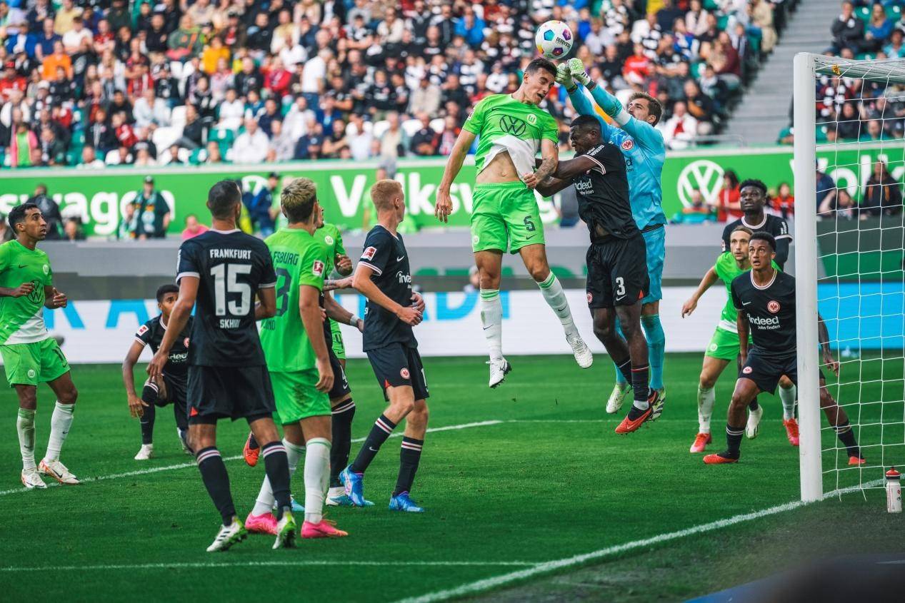 沃尔夫斯堡客场不敌对手，遭遇失利的简单介绍