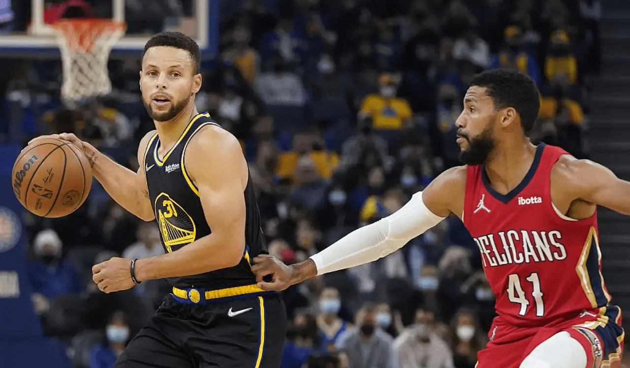 勇士大胜子弹，保持领先优势