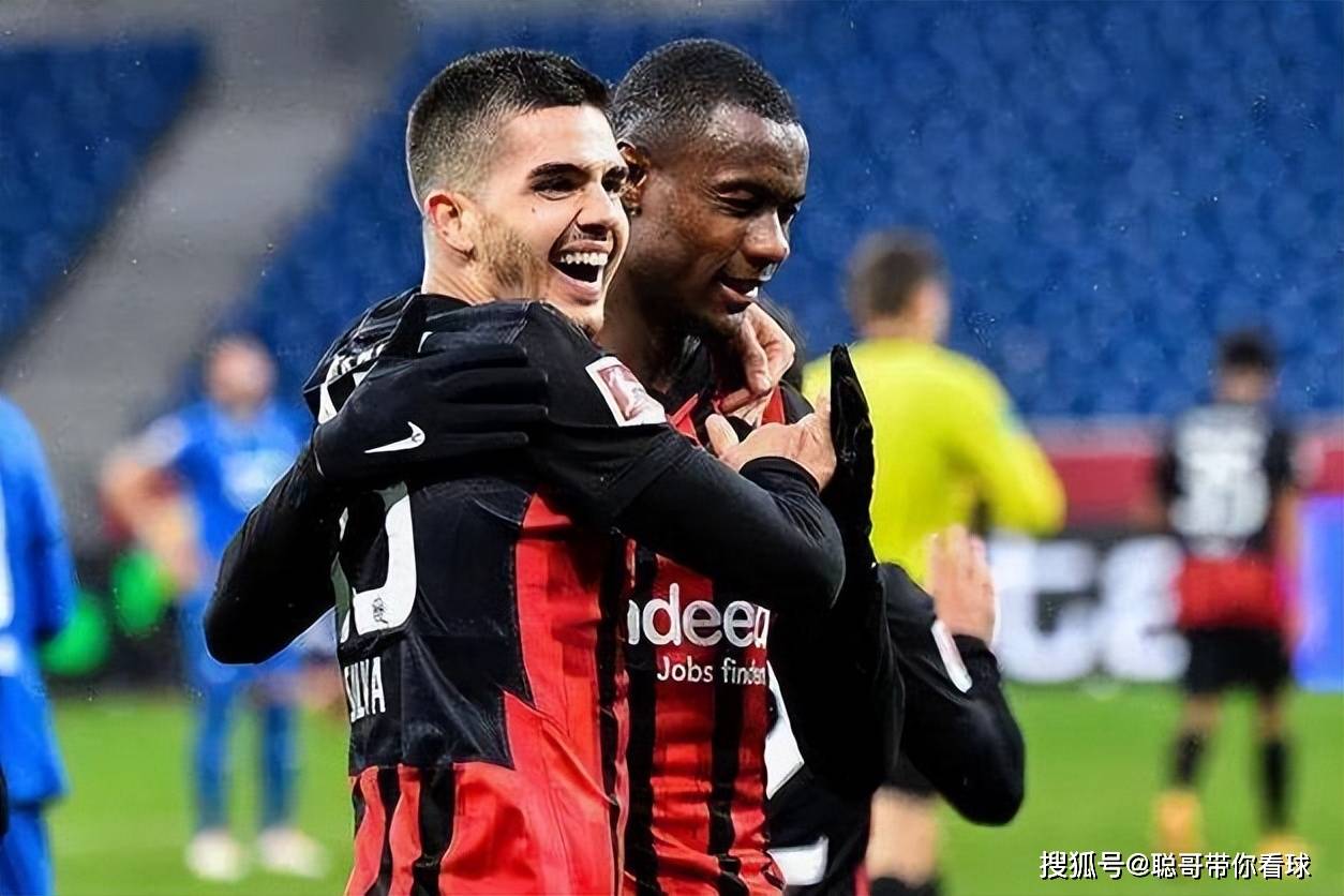 多特蒙德遭遇困境，客场不敌法兰克福惨遭德甲失利的简单介绍