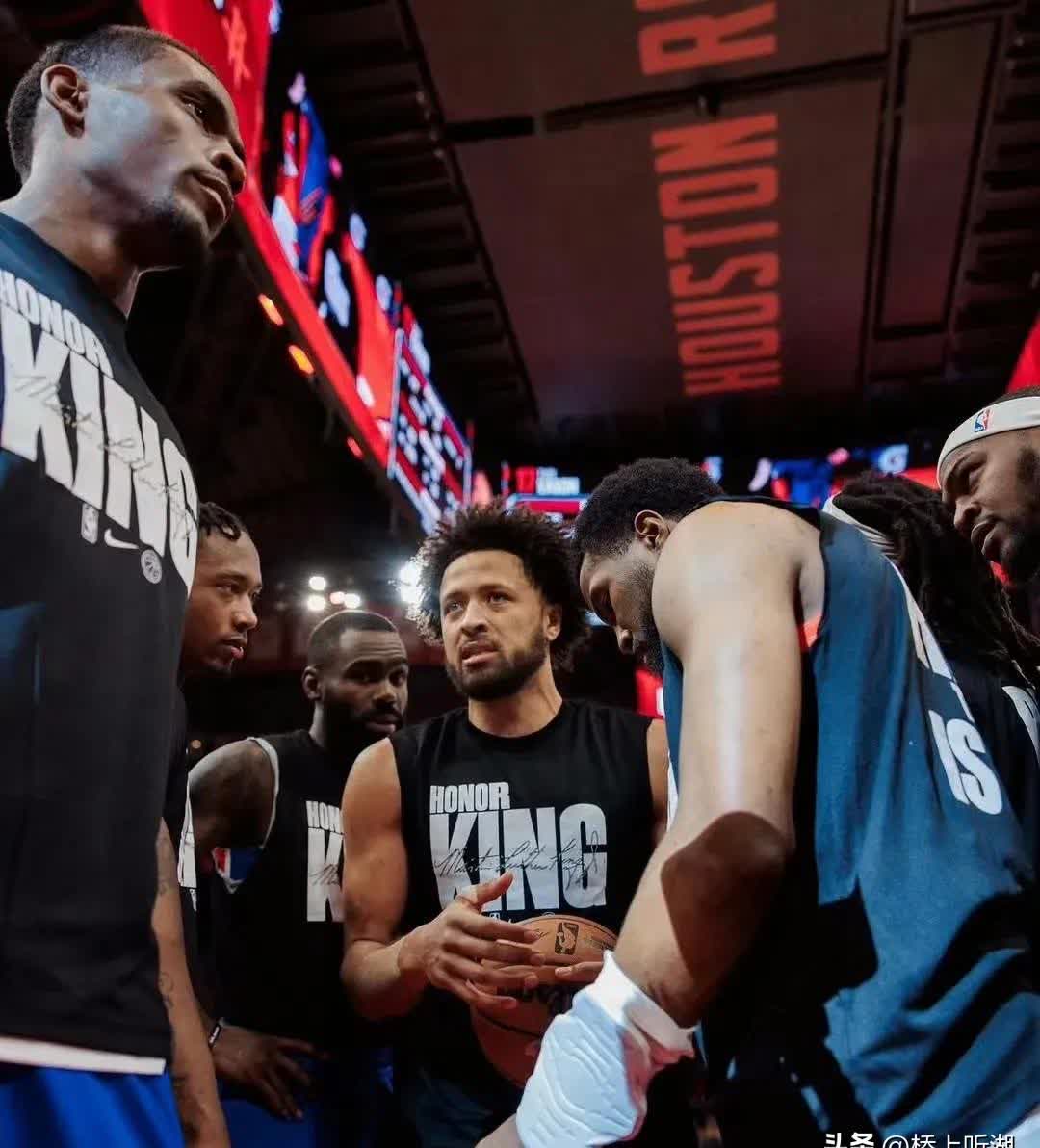 活塞轻松击败马刺,取得两连胜! 活塞轻松击败马刺,取得两连胜!