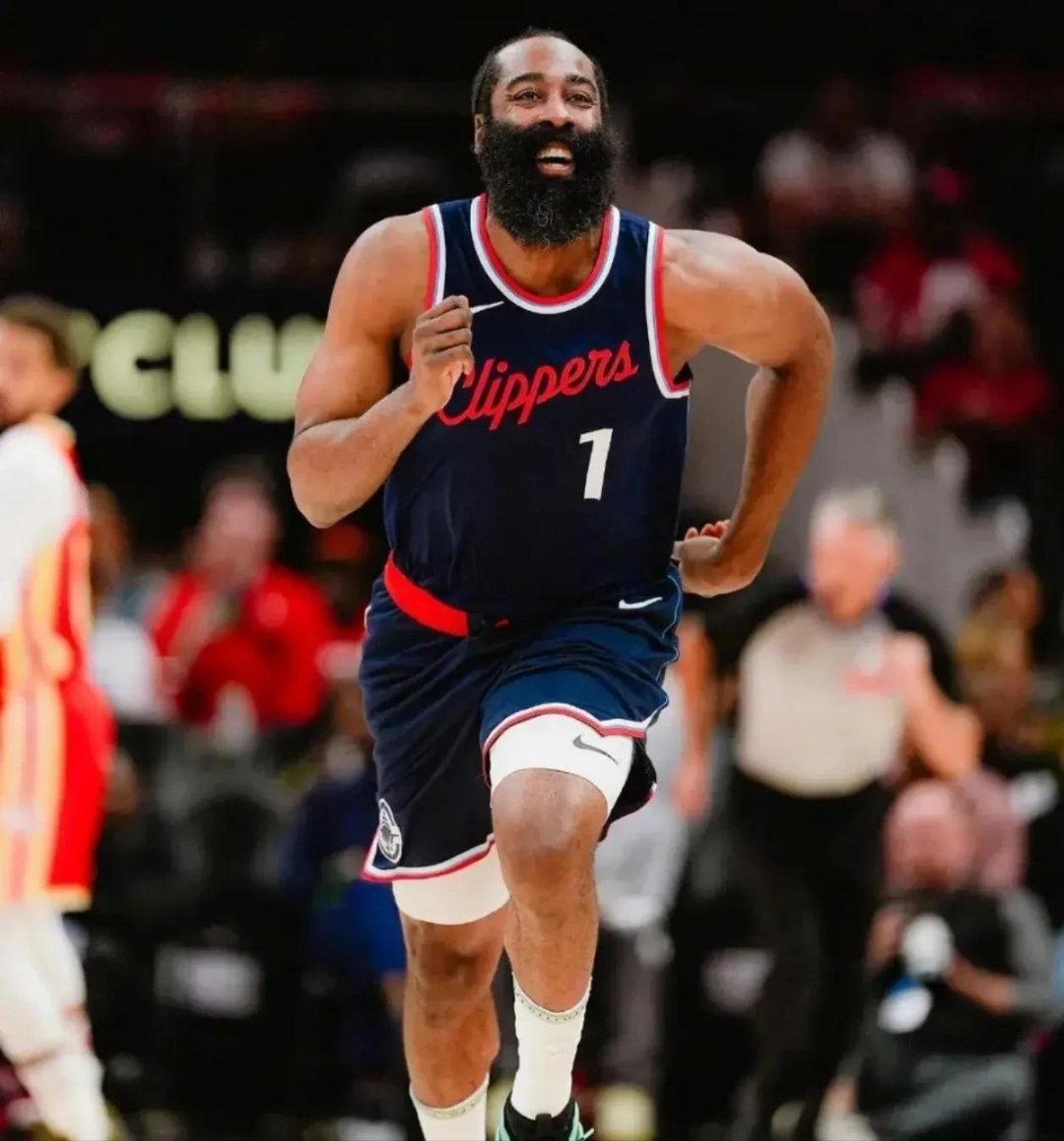 快船力克猛龙,卫冕冠军发威 快船力克猛龙,卫冕冠军发威